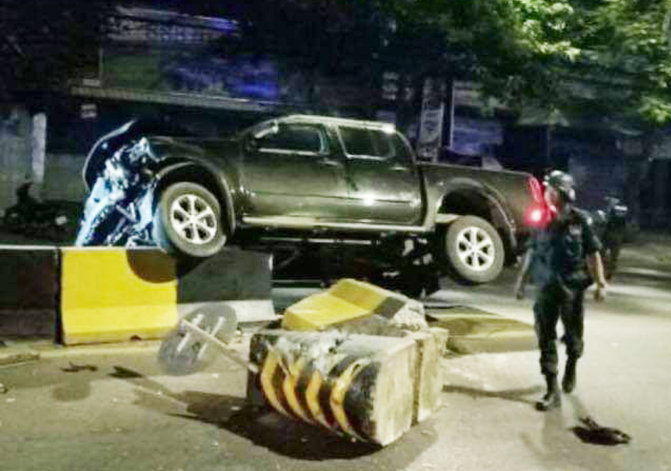 នៅថ្ងៃអាទិត្យនេះ គ្រោះថ្នាក់ចរាចរណ៍បានសម្លាប់មនុស្ស ៦នាក់ និងរបួស ១០នាក់